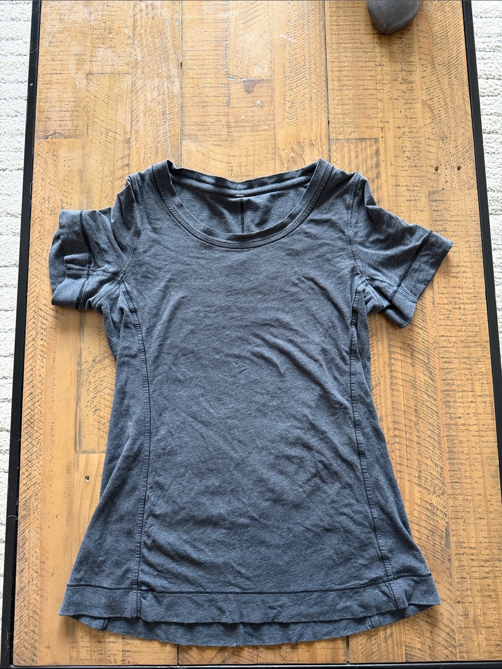 lululemon athletica Short Sleeve Scoop Neck Top in Slate Gray